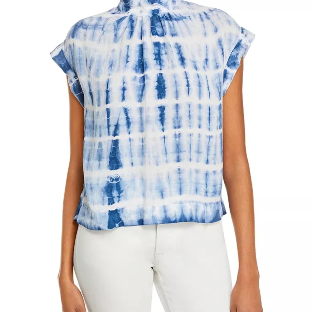 Anthropologie Blue and White Tie-Dye Button Down Blouse Size Small